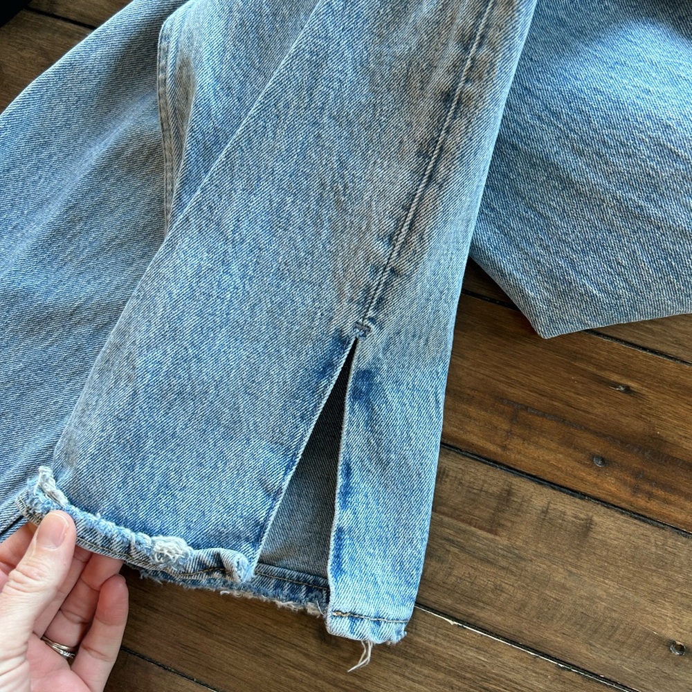 Abercrombie & Fitch 90’s Ultra High Rise Straight Leg Slit Jeans 28/6L - Picture 5 of 8